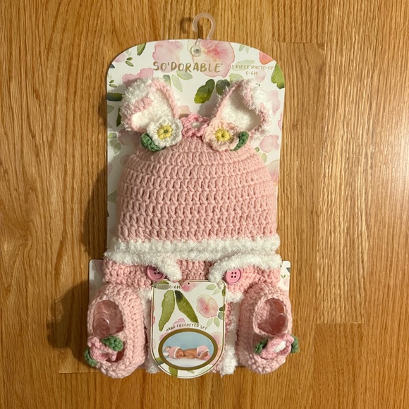 So’dorable Hand Crocheted Baby Girl 3 Piece Easter Photo-op Set - Picture 1 of 8